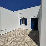 Lighthouse View Syros * Azolimnos